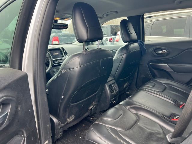 Used 2019 Jeep Cherokee Limited image 11