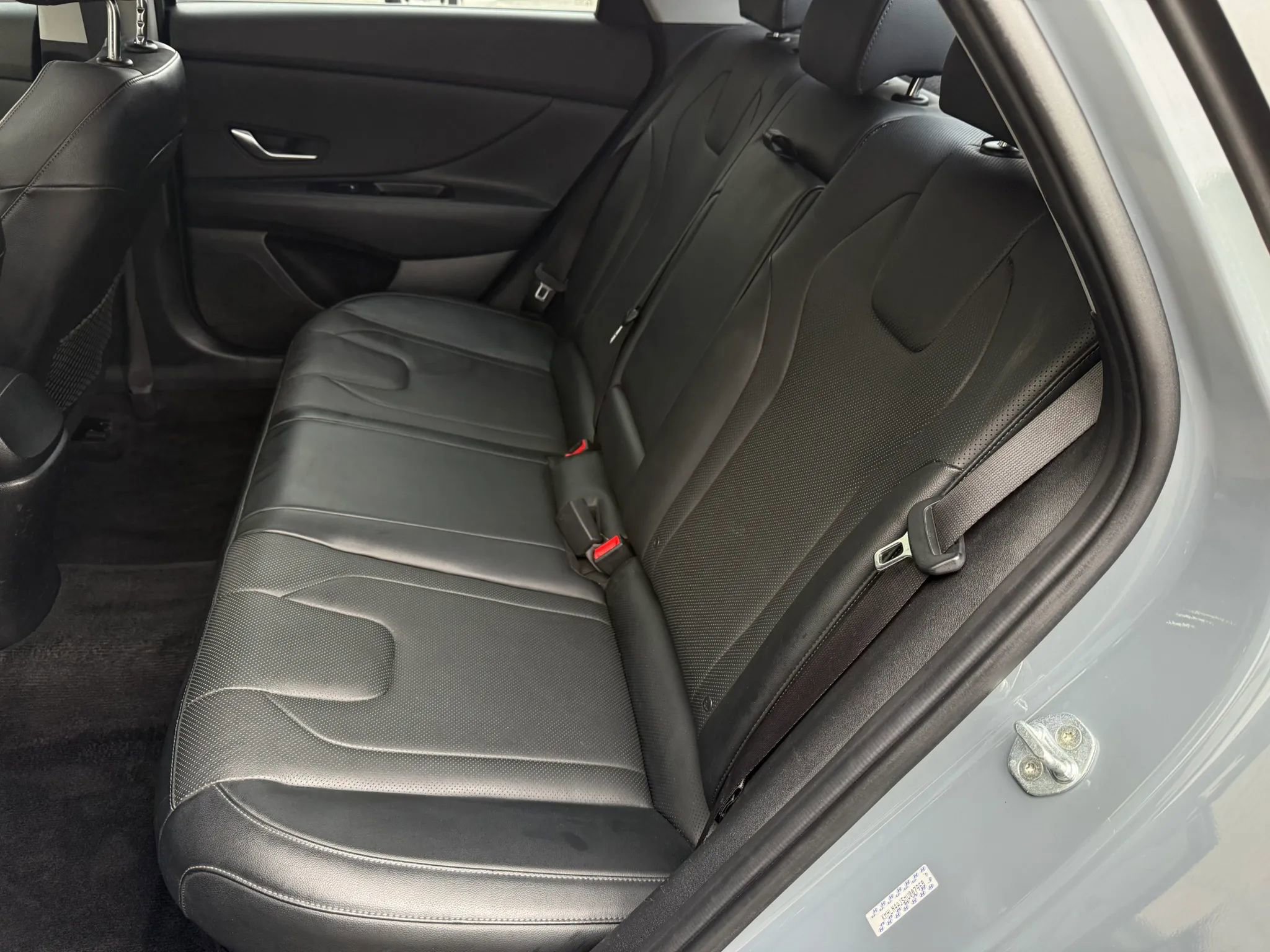 Used 2021 Hyundai Elantra Limited w/ Cargo Package FWD image 28
