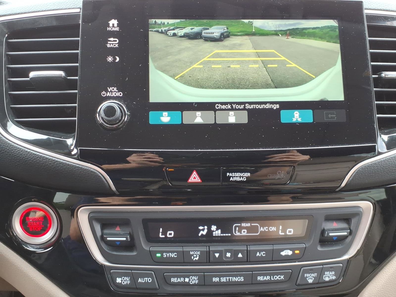 Used 2020 Honda Pilot Touring image 18