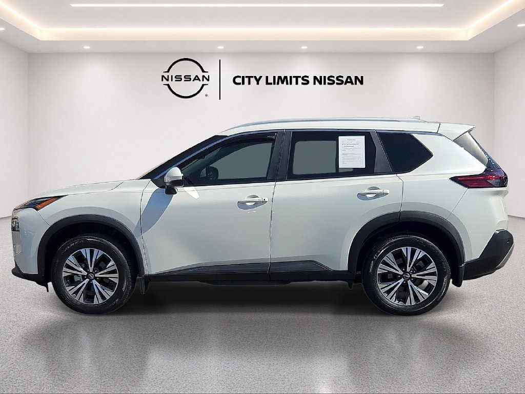 Used 2022 Nissan Rogue SV w/ SV Premium Package FWD image 4