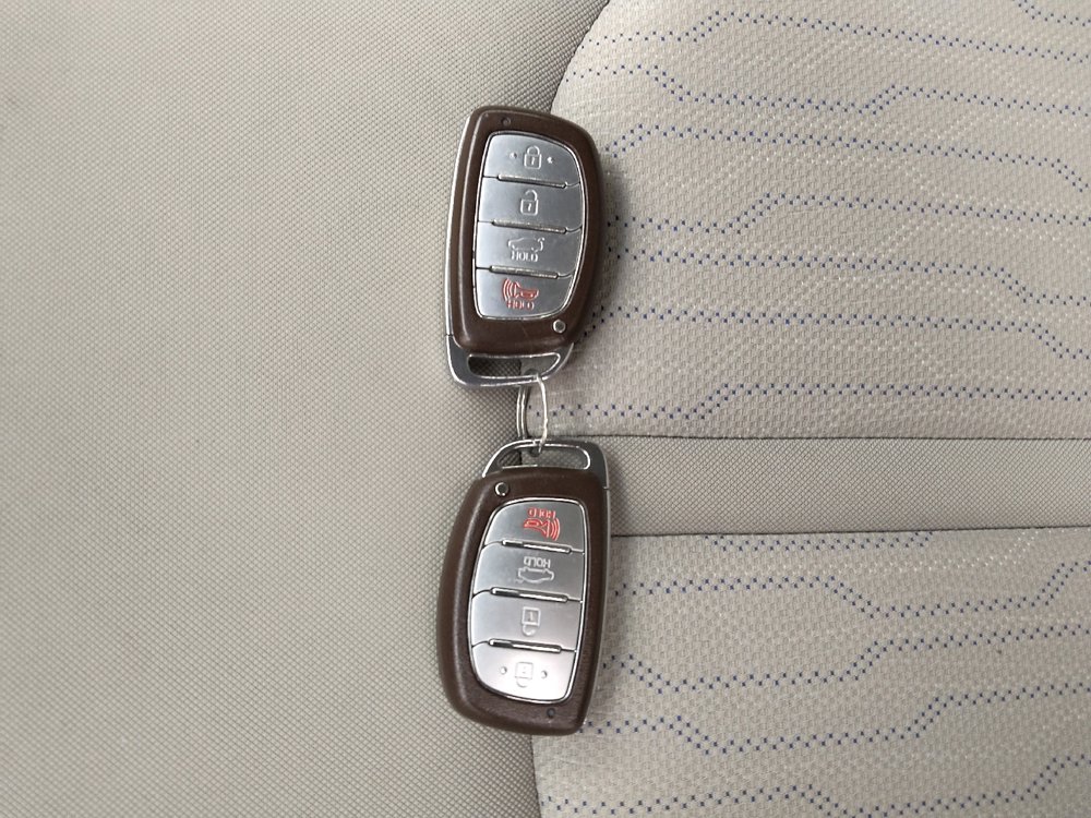 Used 2017 Hyundai Sonata Plug-in Hybrid image 32