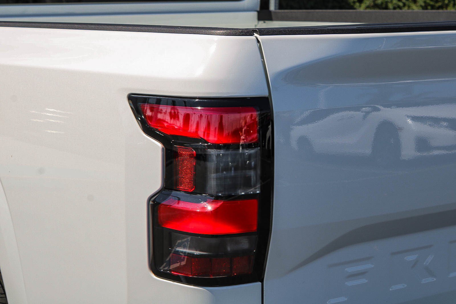 Used 2024 Nissan Frontier SV RWD image 11