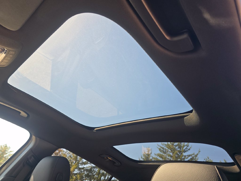 New 2026 Mercedes-Benz GLB 250 4MATIC image 3