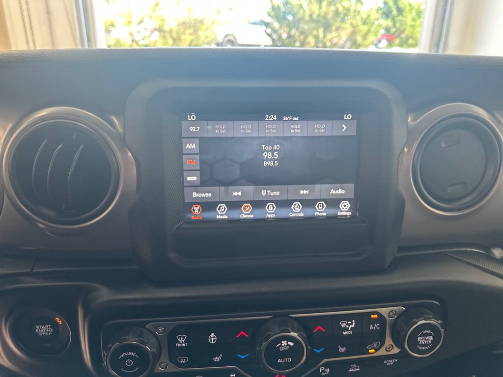 Used 2021 Jeep Wrangler Unlimited Sport image 18
