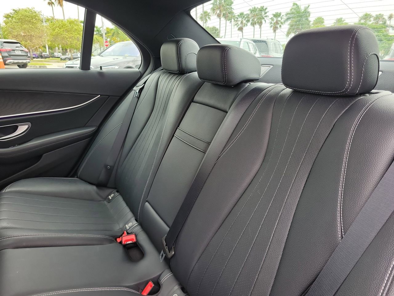 Used 2022 Mercedes-Benz E 350 Sedan image 12