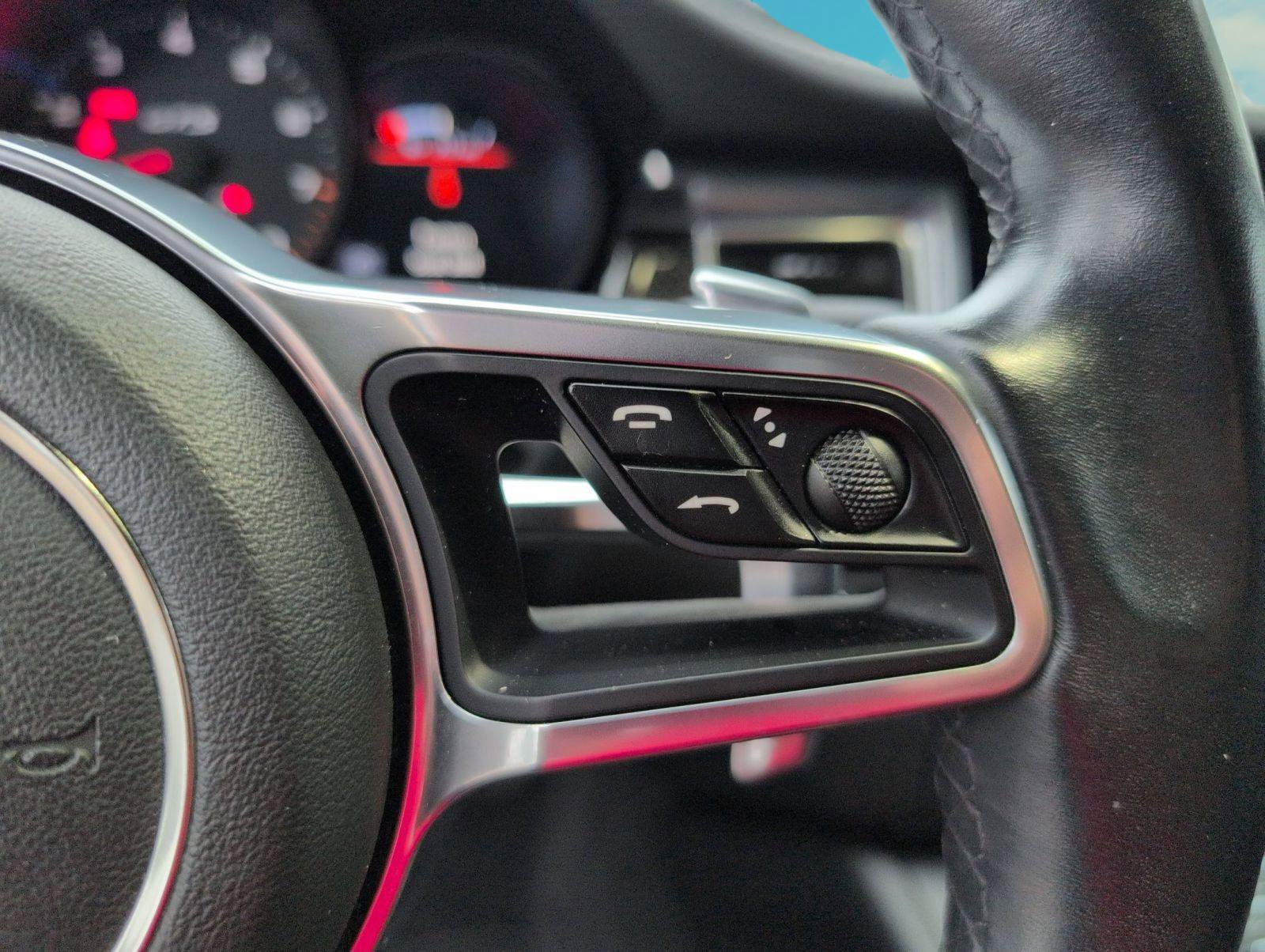 Used 2018 Porsche Macan GTS image 20