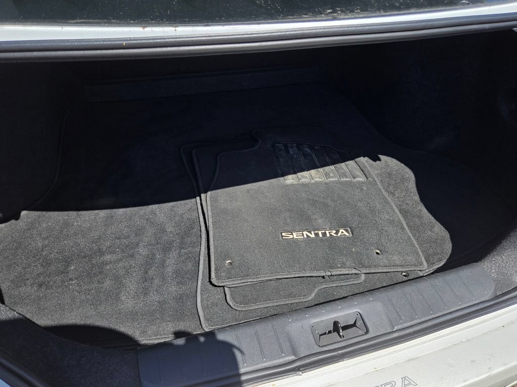 Used 2024 Nissan Sentra SV w/ SV Premium Package FWD image 24
