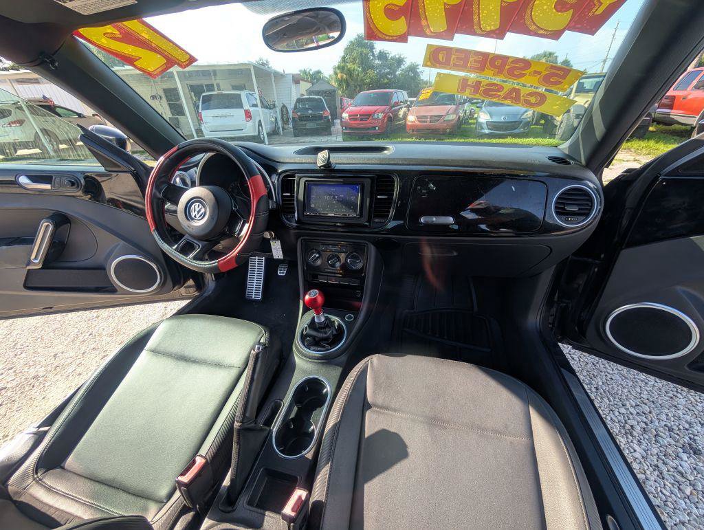 Used 2012 Volkswagen Beetle 2.5 FWD image 14