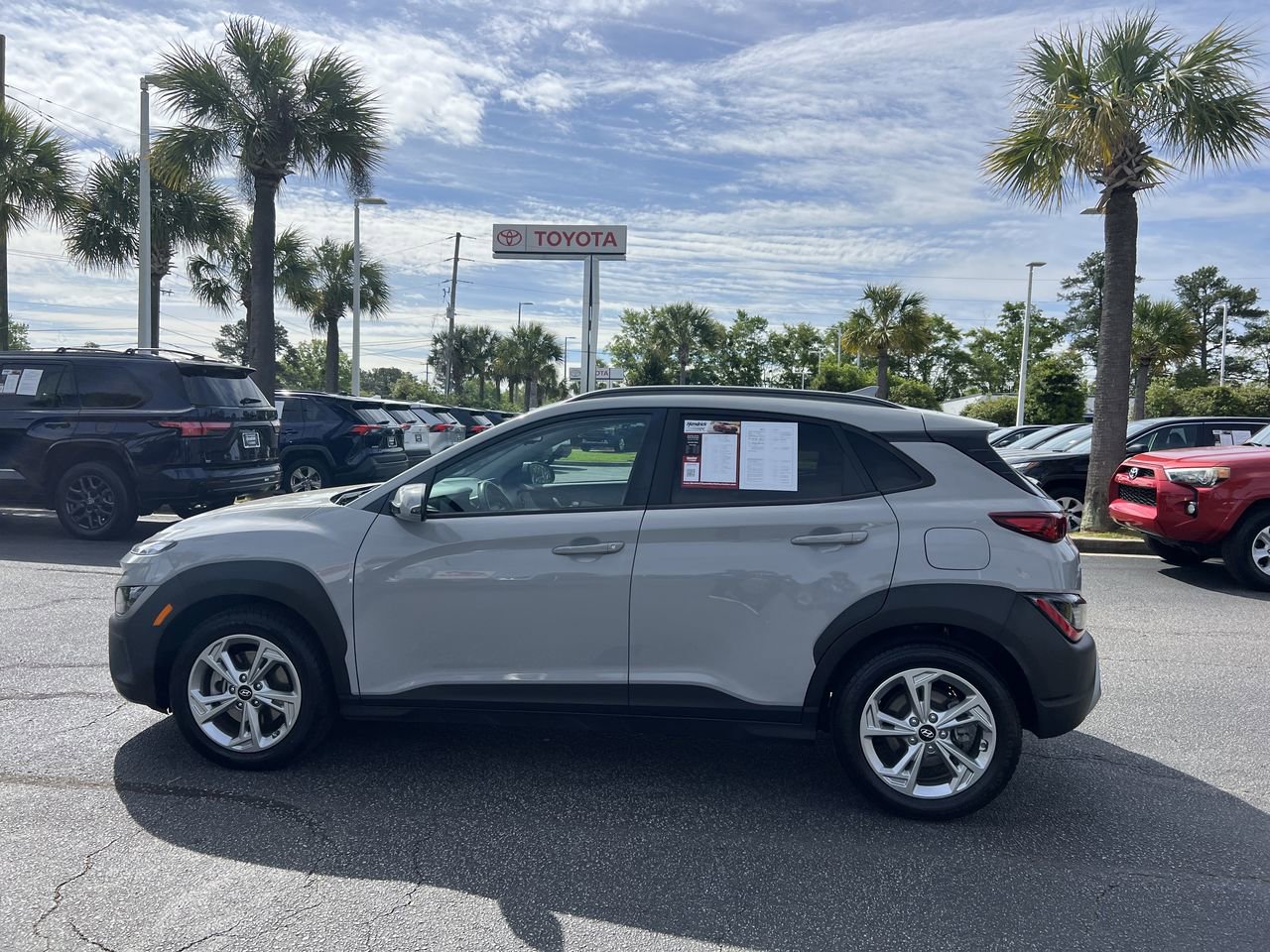 Used 2023 Hyundai Kona SEL w/ Convenience Package AWD/4WD image 7