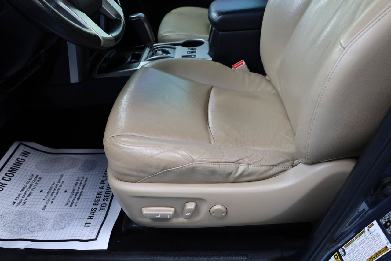 Used 2013 Toyota 4Runner Limited RWD image 7