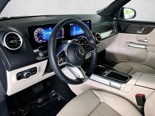 Used 2026 Mercedes-Benz GLB 250 image 14