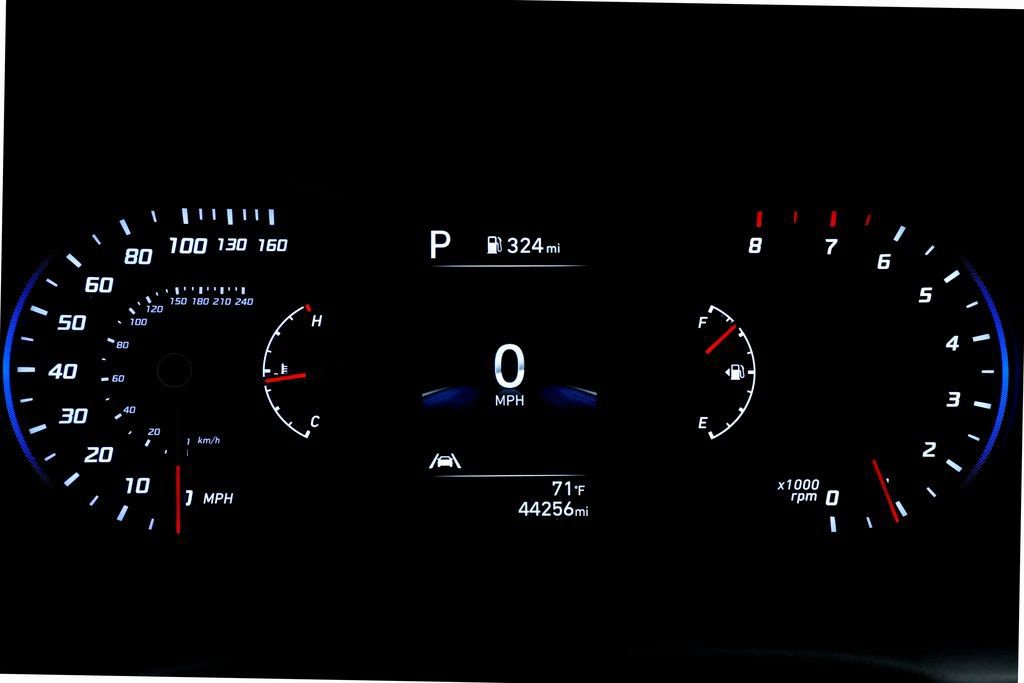 Used 2023 Hyundai Santa Cruz SE image 23