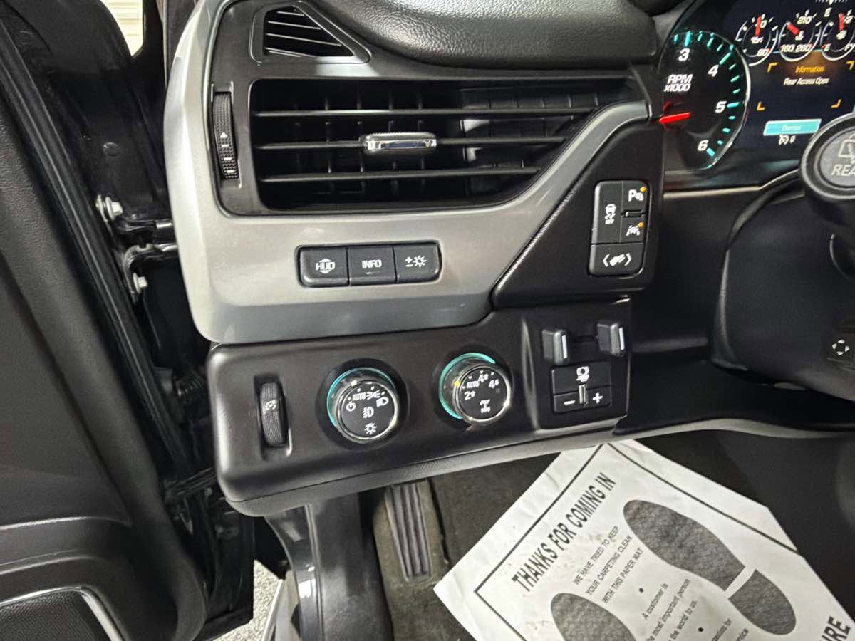 Used 2016 Chevrolet Tahoe LTZ image 14