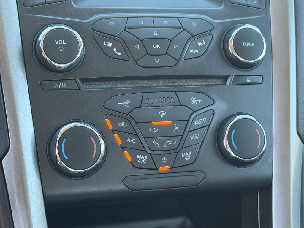 Used 2018 Ford Fusion S FWD image 29