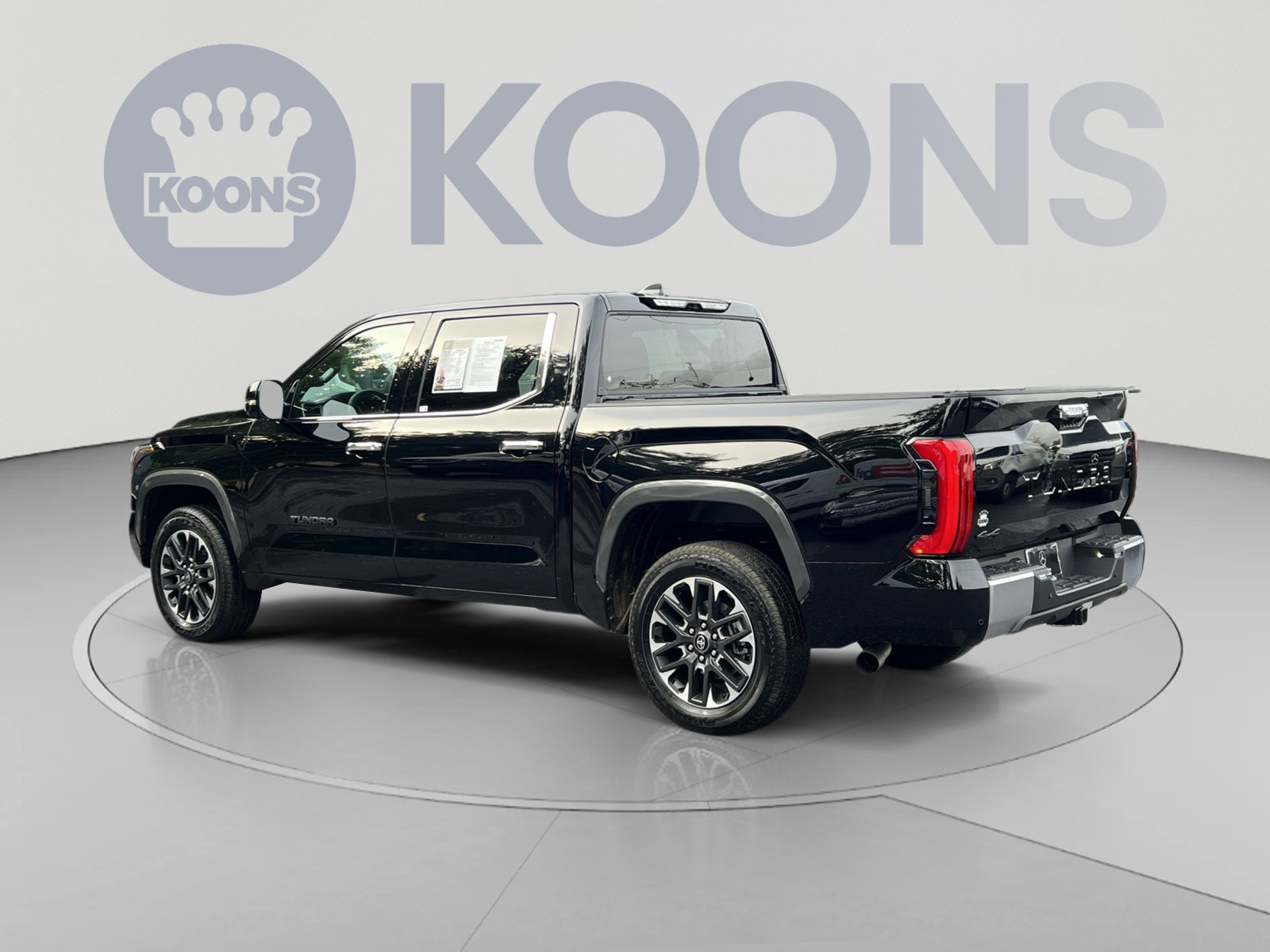 Used 2026 Toyota Tundra Limited AWD/4WD image 8