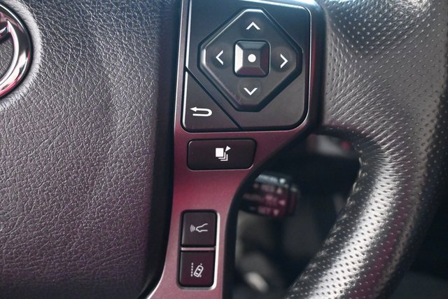 Used 2018 Toyota Tacoma TRD Off-Road image 22