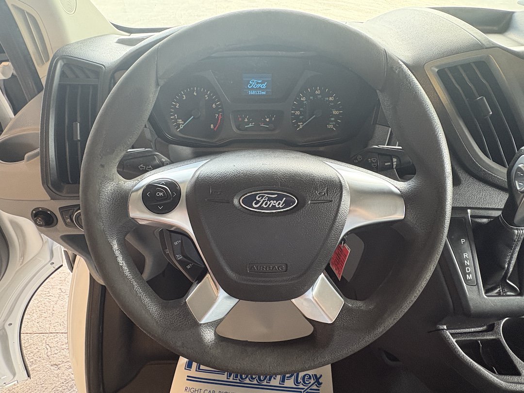 Used 2016 Ford Transit 250 130 Low Roof w/ Exterior Upgrade Package RWD image 11