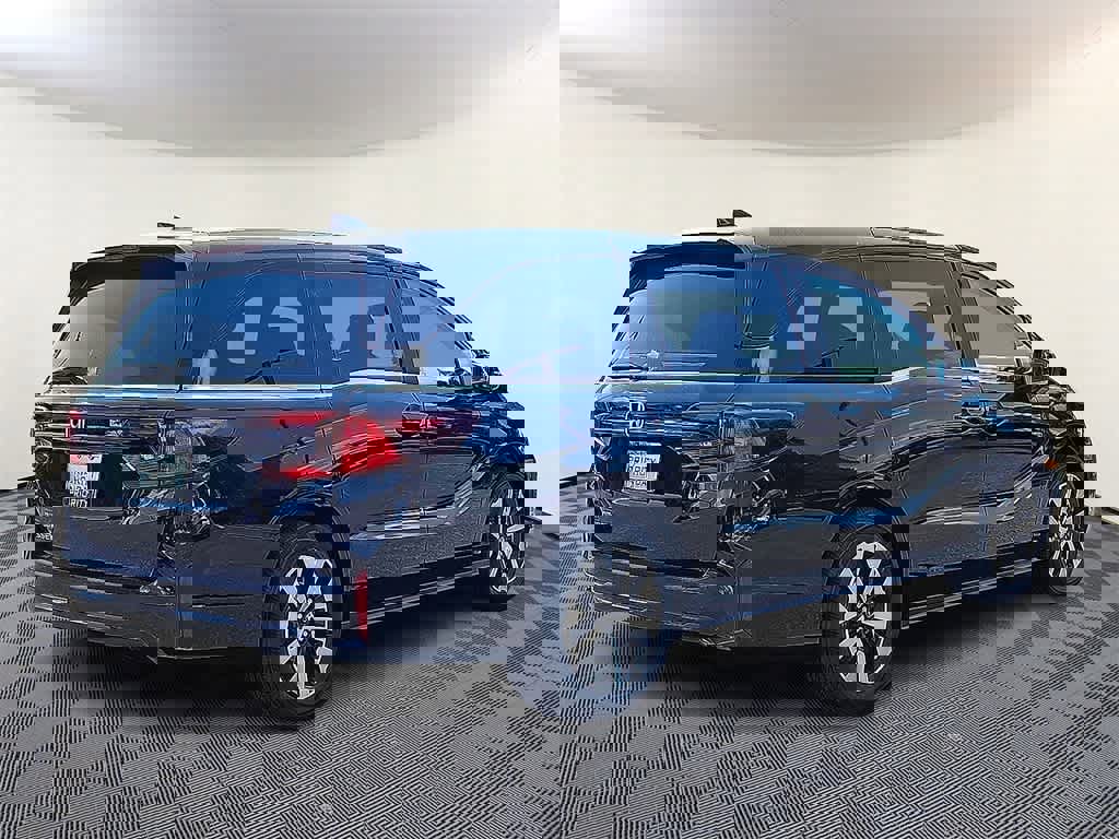 New 2026 Honda Odyssey EX-L image 3