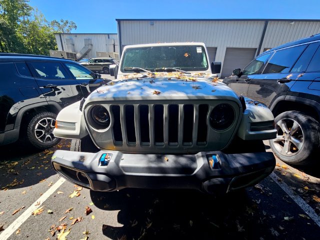 Used 2023 Jeep Wrangler Unlimited Sahara AWD/4WD image 2