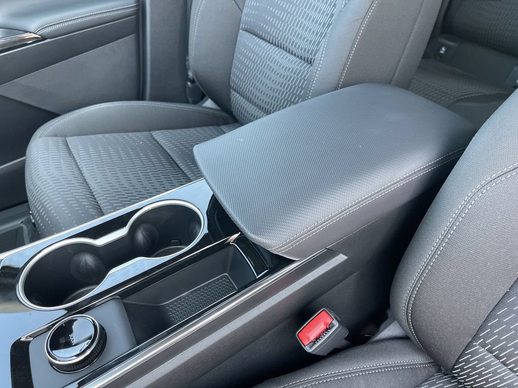 New 2026 Chevrolet Equinox LT w/ LPO, Floor Liner Package AWD/4WD image 20