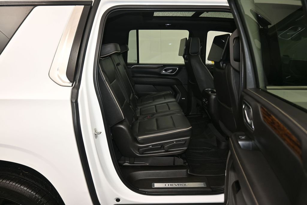 Used 2021 Chevrolet Suburban Premier AWD/4WD image 48