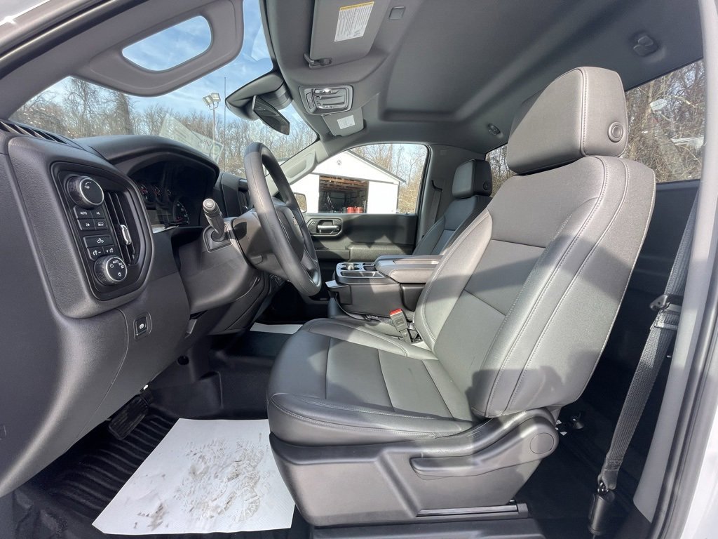 Certified 2025 Chevrolet Silverado 1500 W/T w/ WT Value Package image 23