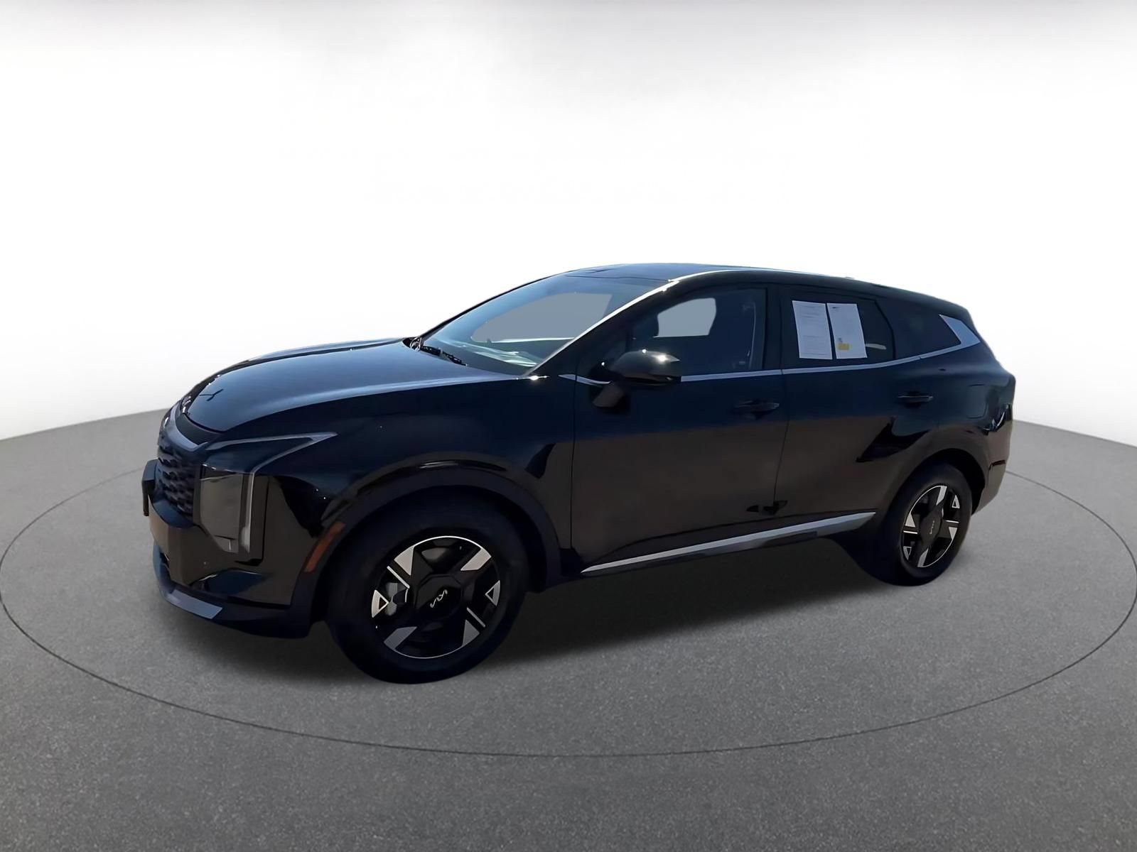 Used 2026 Kia Sportage LX FWD image 8