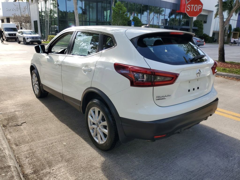 Used 2020 Nissan Rogue Sport S w/ Appearance Package FWD image 4