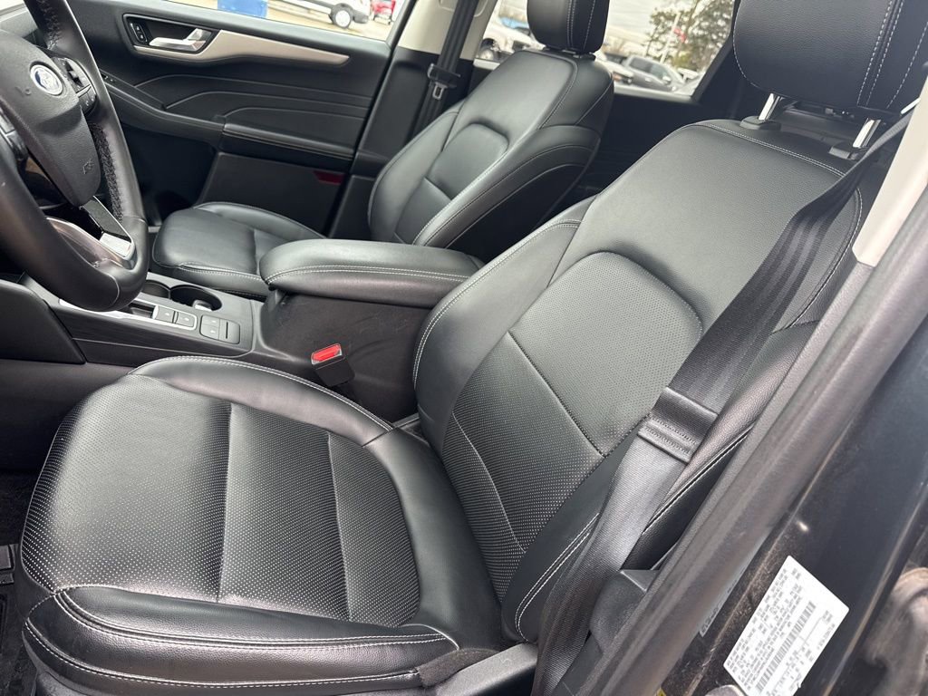 Used 2022 Ford Escape SEL AWD/4WD image 8