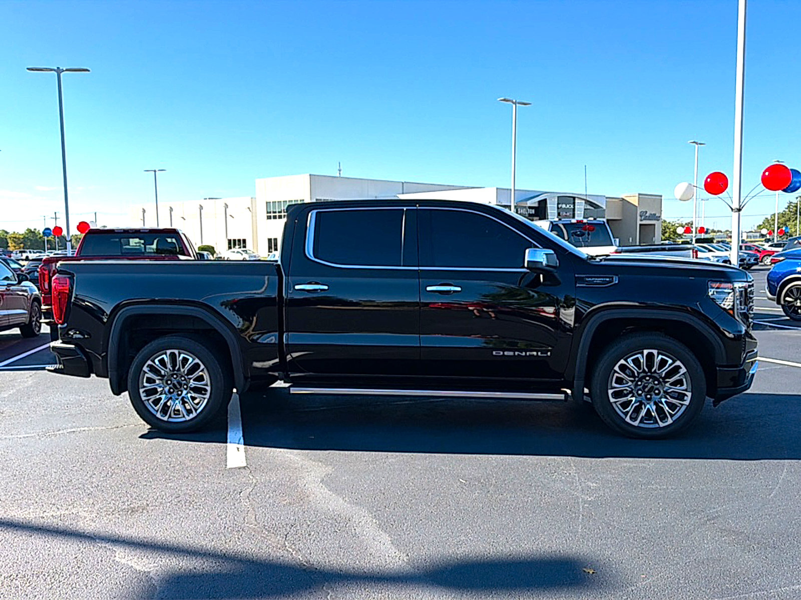 Used 2026 GMC Sierra 1500 Denali Ultimate AWD/4WD image 9