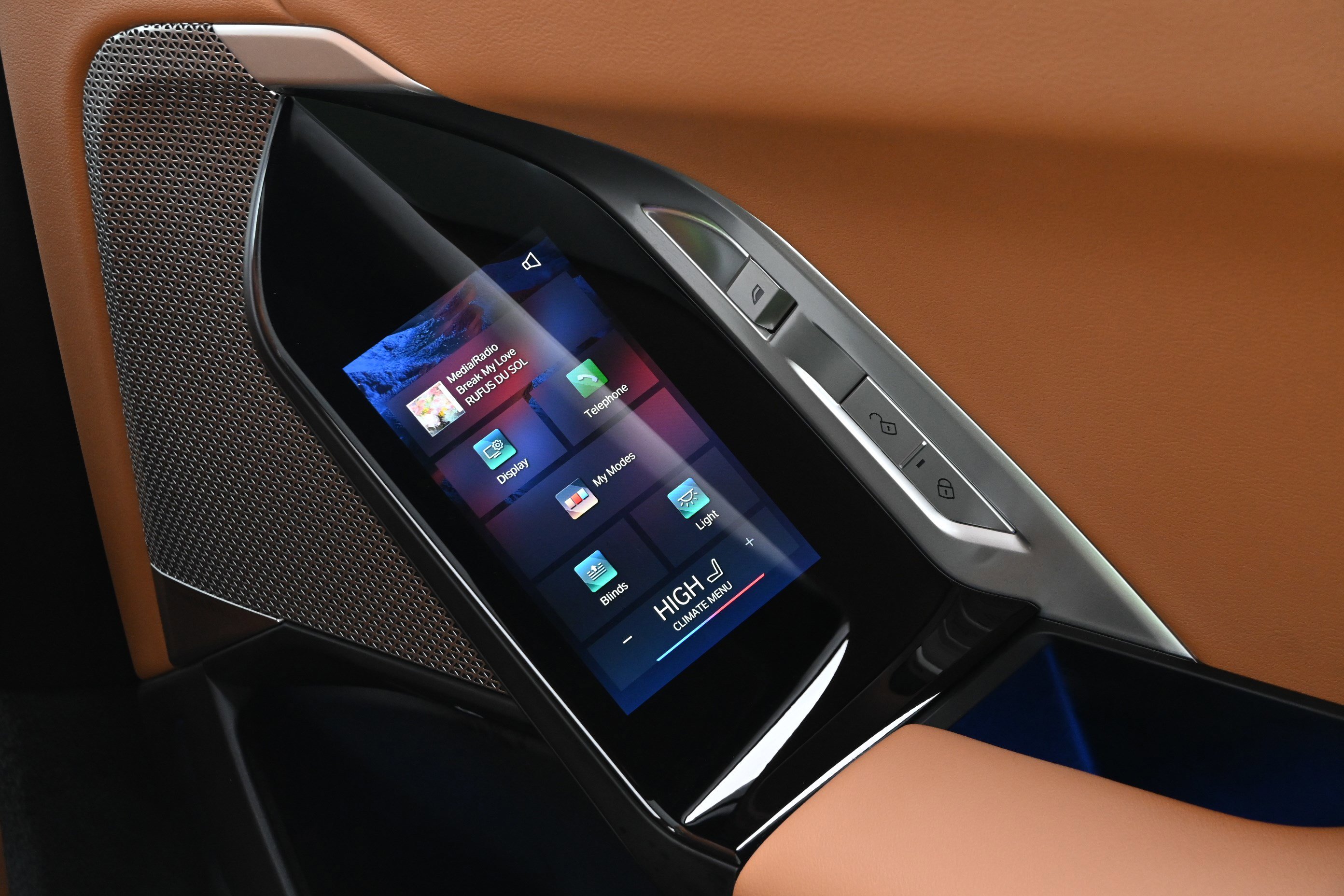 Certified 2023 BMW 740i w/ Parking Assistance Package image 26