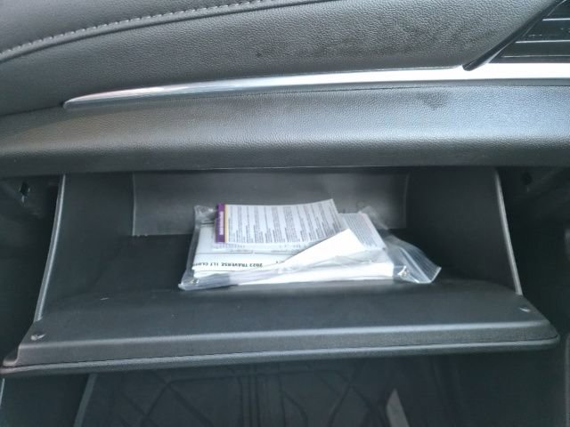 Used 2023 Chevrolet Traverse LT image 29