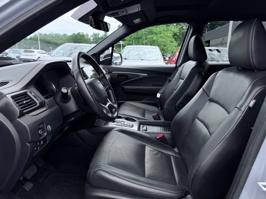 Used 2023 Honda Passport EX-L image 19