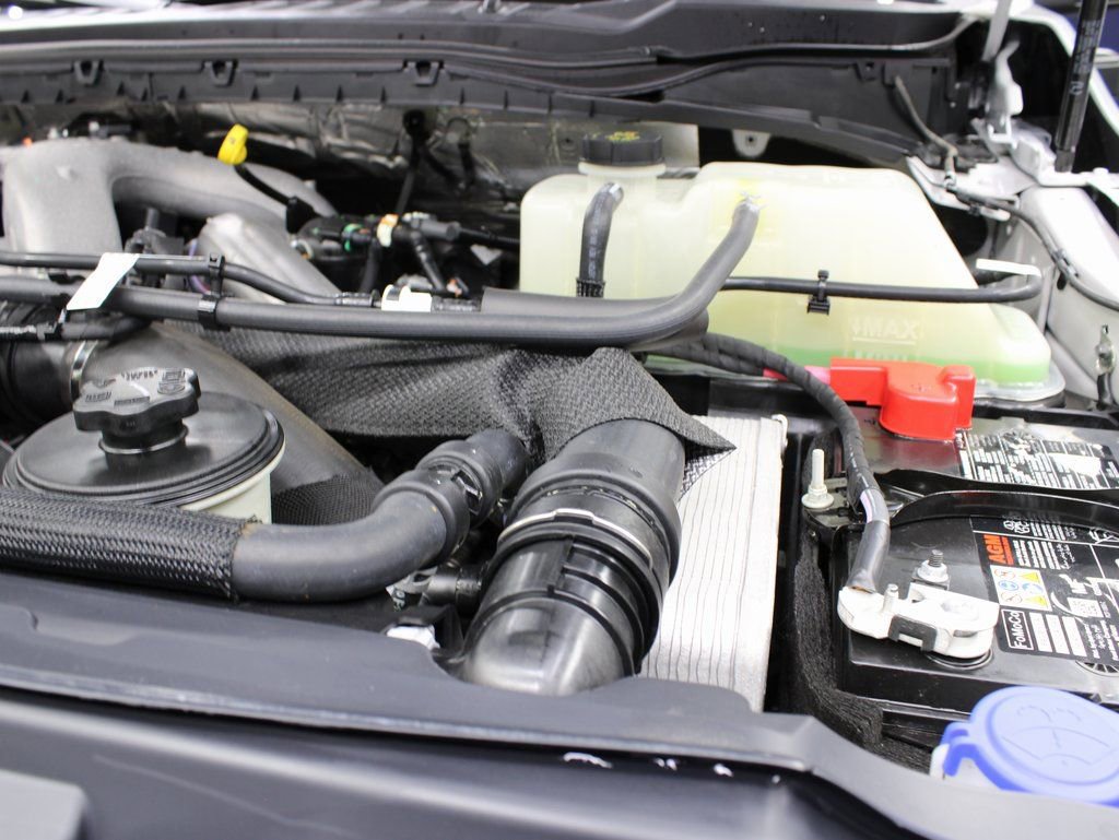 Used 2025 Ford F350 Lariat w/ Black Appearance Package image 33