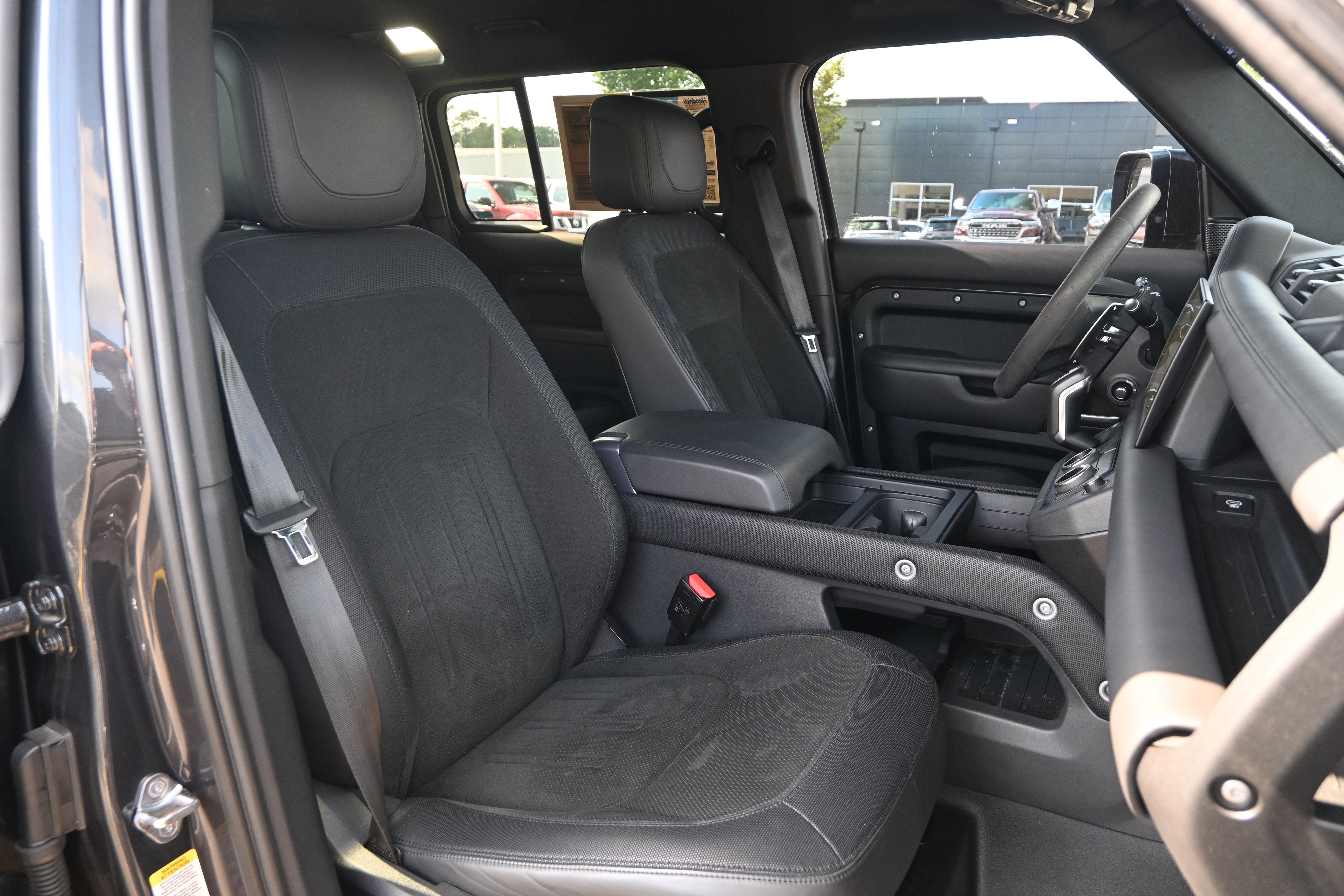 Used 2023 Land Rover Defender 110 Carpathian Edition AWD/4WD image 57