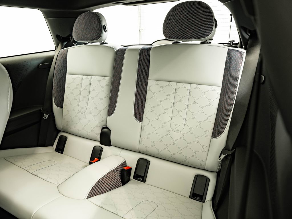 New 2026 MINI Cooper 2-Door Hardtop FWD image 39