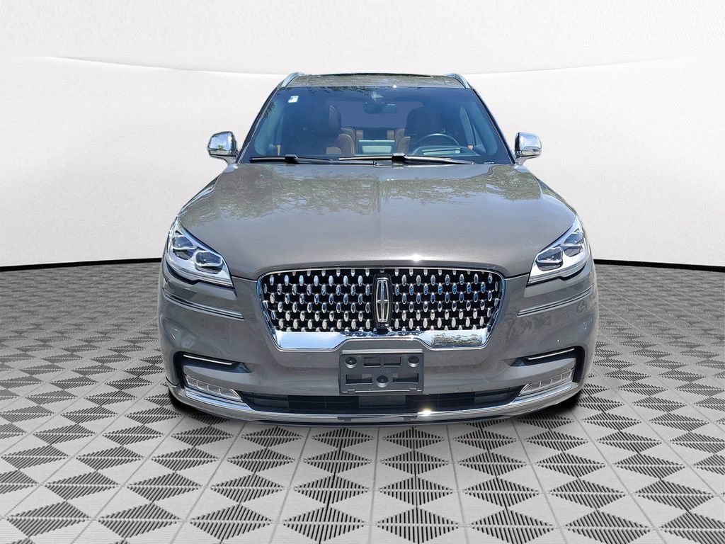 Used 2020 Lincoln Aviator Black Label AWD/4WD image 2