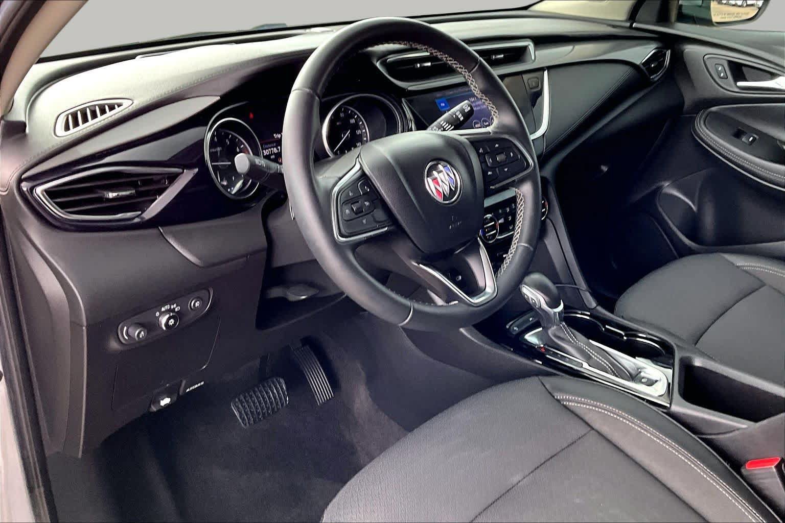 Used 2023 Buick Encore GX Select w/ Sport Touring Package FWD image 18