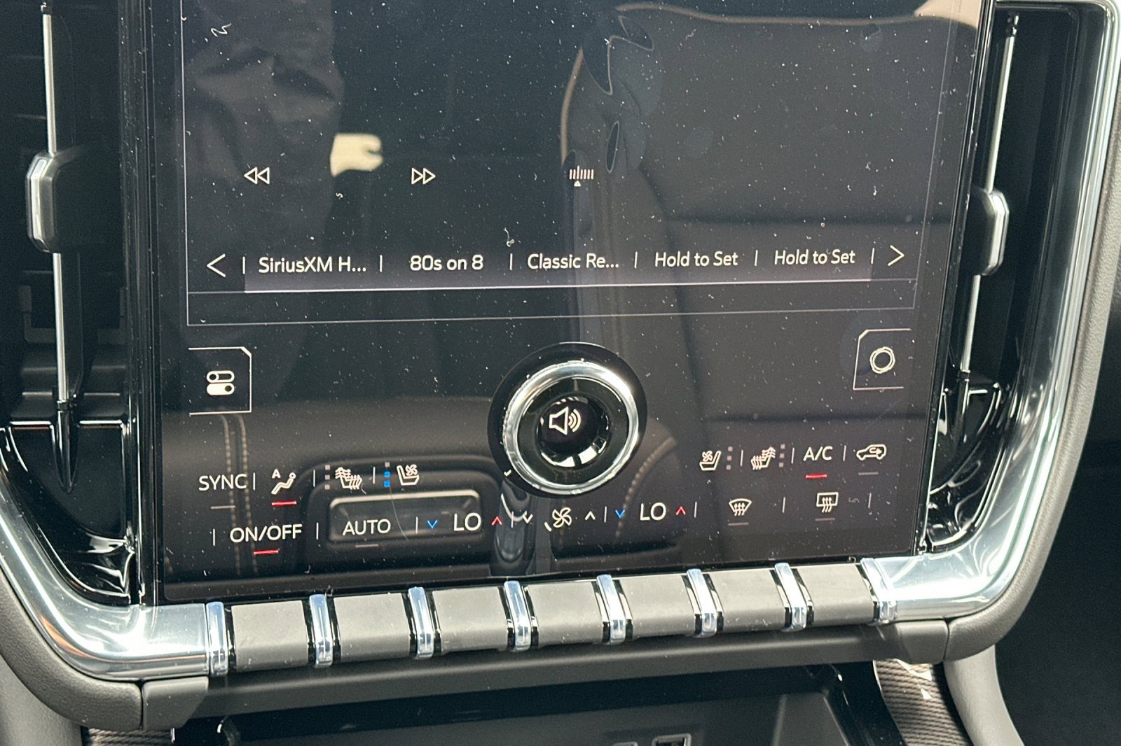 New 2026 GMC Yukon Elevation image 20