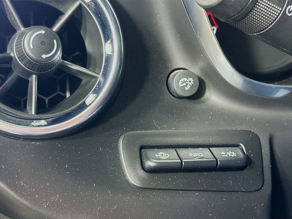 Used 2021 Chevrolet Camaro SS image 20