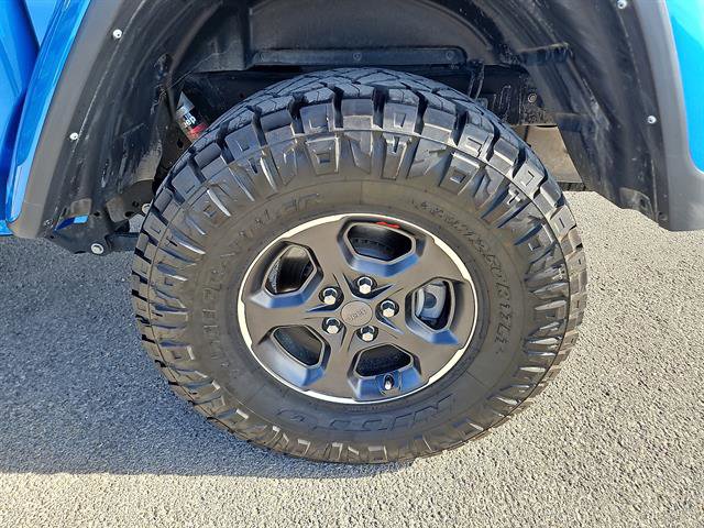 Used 2022 Jeep Gladiator Rubicon w/ LED Lighting Group image 9