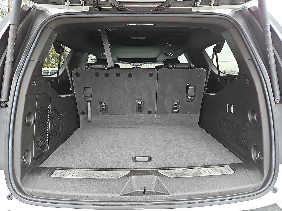 Used 2021 Chevrolet Suburban Z71 image 12