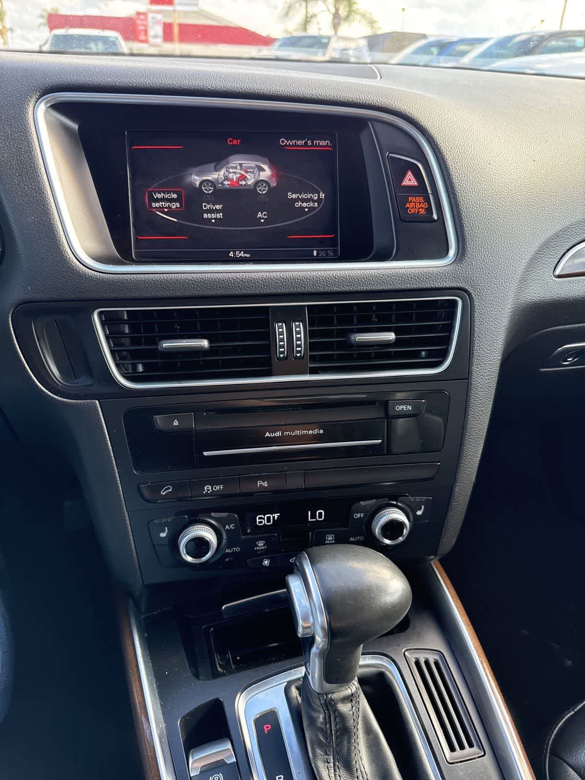 Used 2017 Audi Q5 2.0T Premium Plus w/ Technology Package AWD/4WD image 10