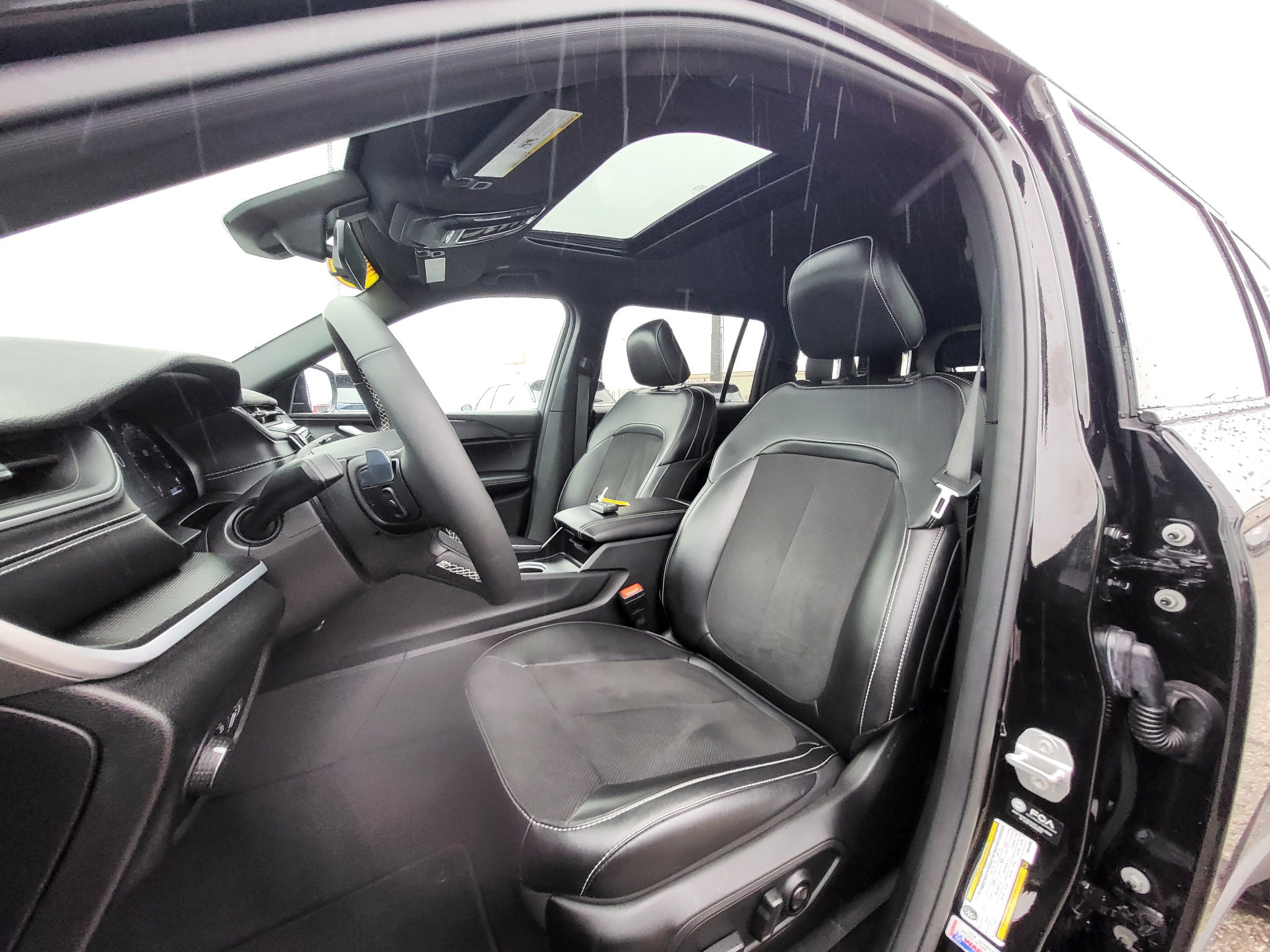 Used 2025 Jeep Grand Cherokee L Altitude AWD/4WD image 22