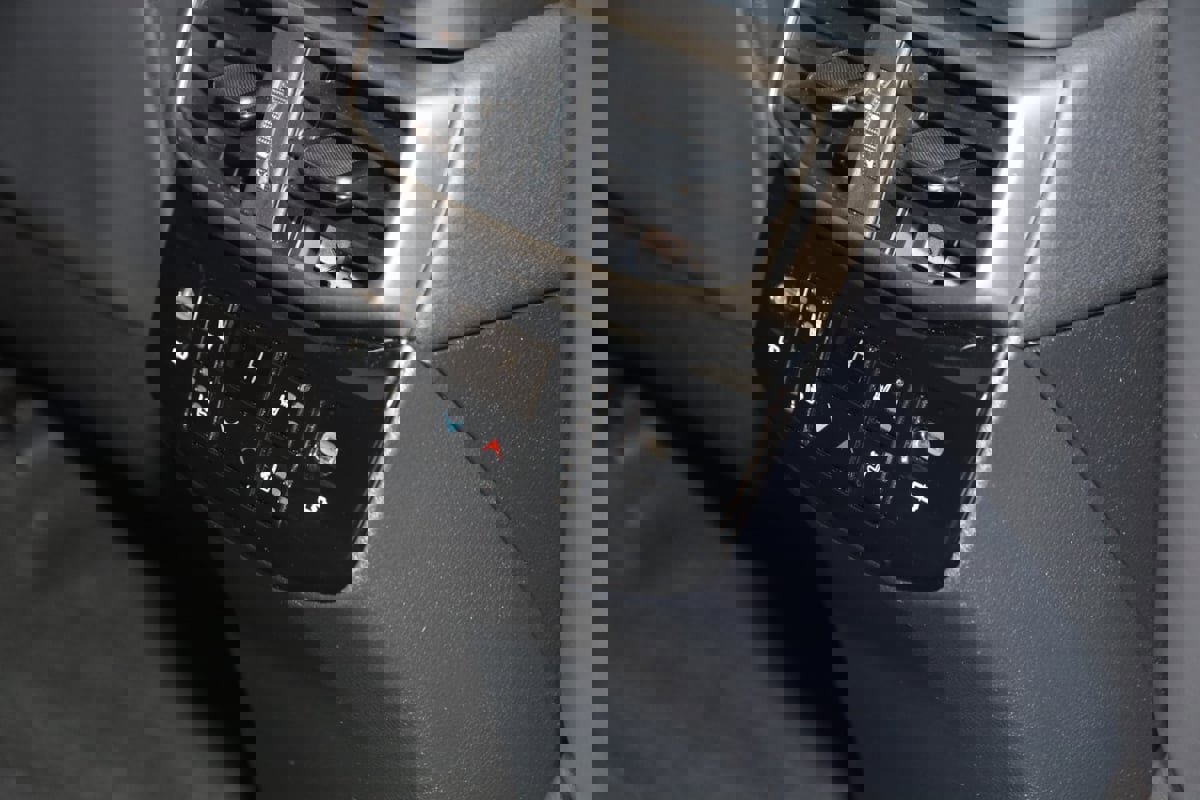 Used 2023 Lexus RX 500h F Sport image 15