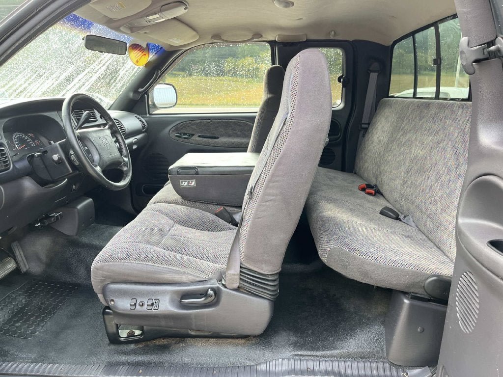 Used 2000 Dodge Ram 3500 Truck 2WD Quad Cab image 21