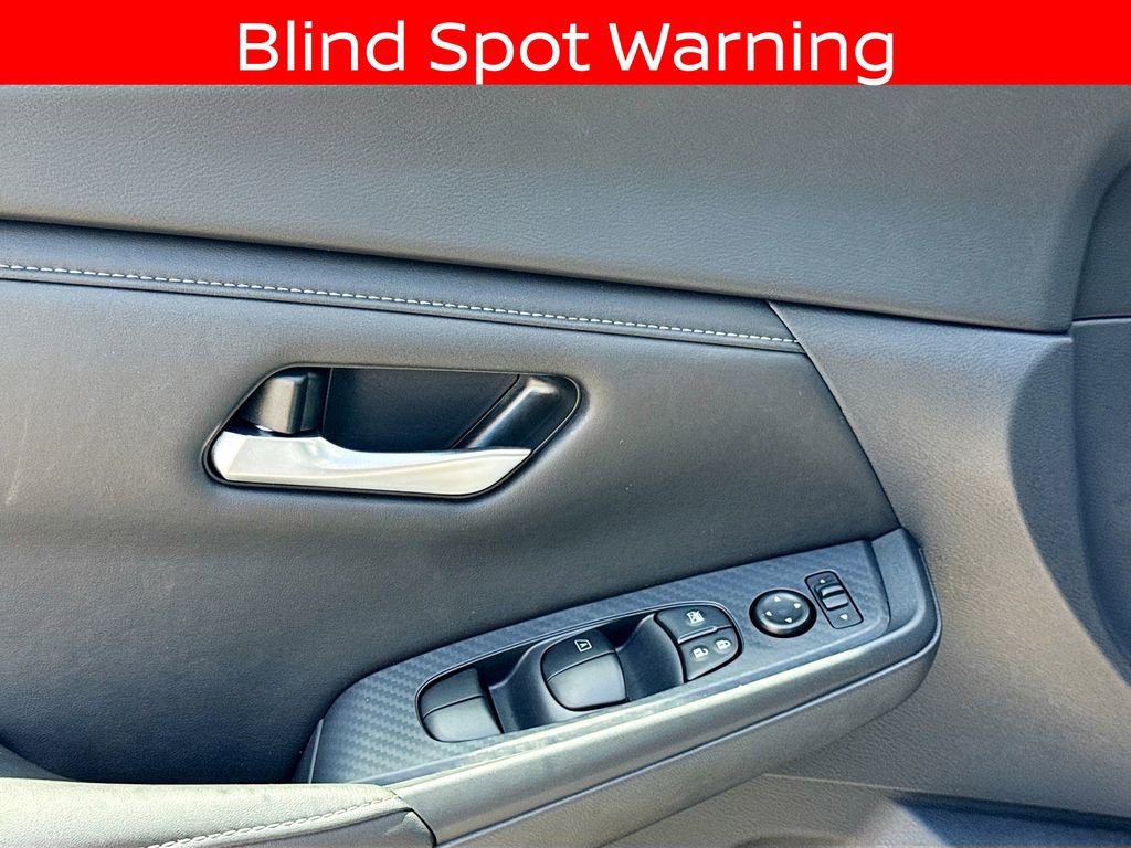 Used 2025 Nissan Sentra SV w/ All-Weather Package image 15