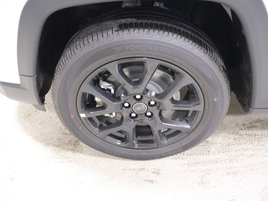 New 2026 Jeep Compass Latitude AWD/4WD image 9