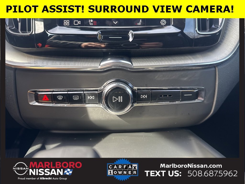 Used 2025 Volvo XC60 B5 Plus w/ Climate Package image 31