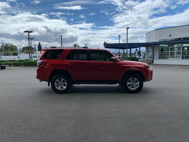 Used 2021 Toyota 4Runner SR5 AWD/4WD image 7